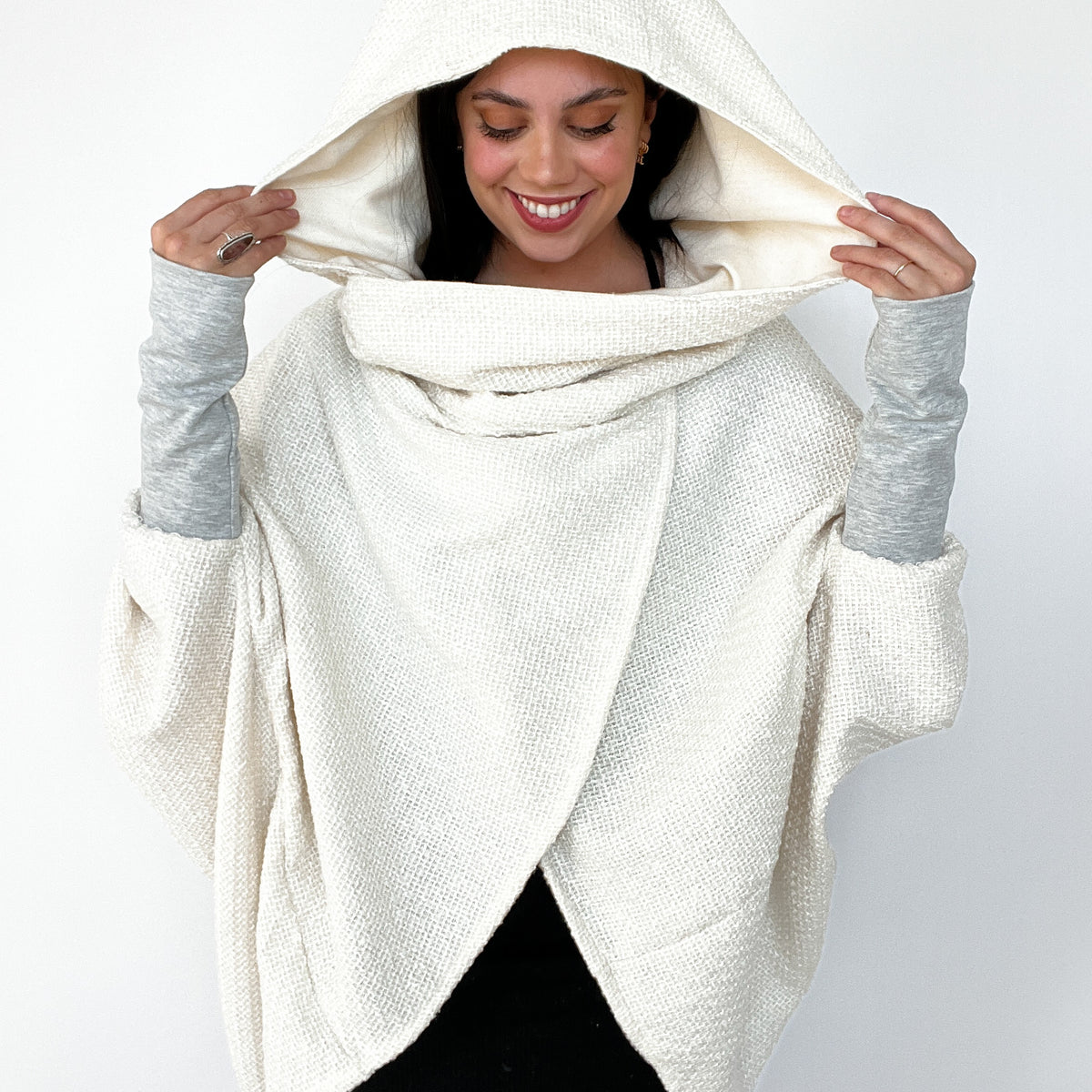 shishi　　WRAP HOODED COAT ウールカシミヤ　サイズ4 Shili Wrap jacket PREORDER (Ready to ship)– HANDS OF HARLOW