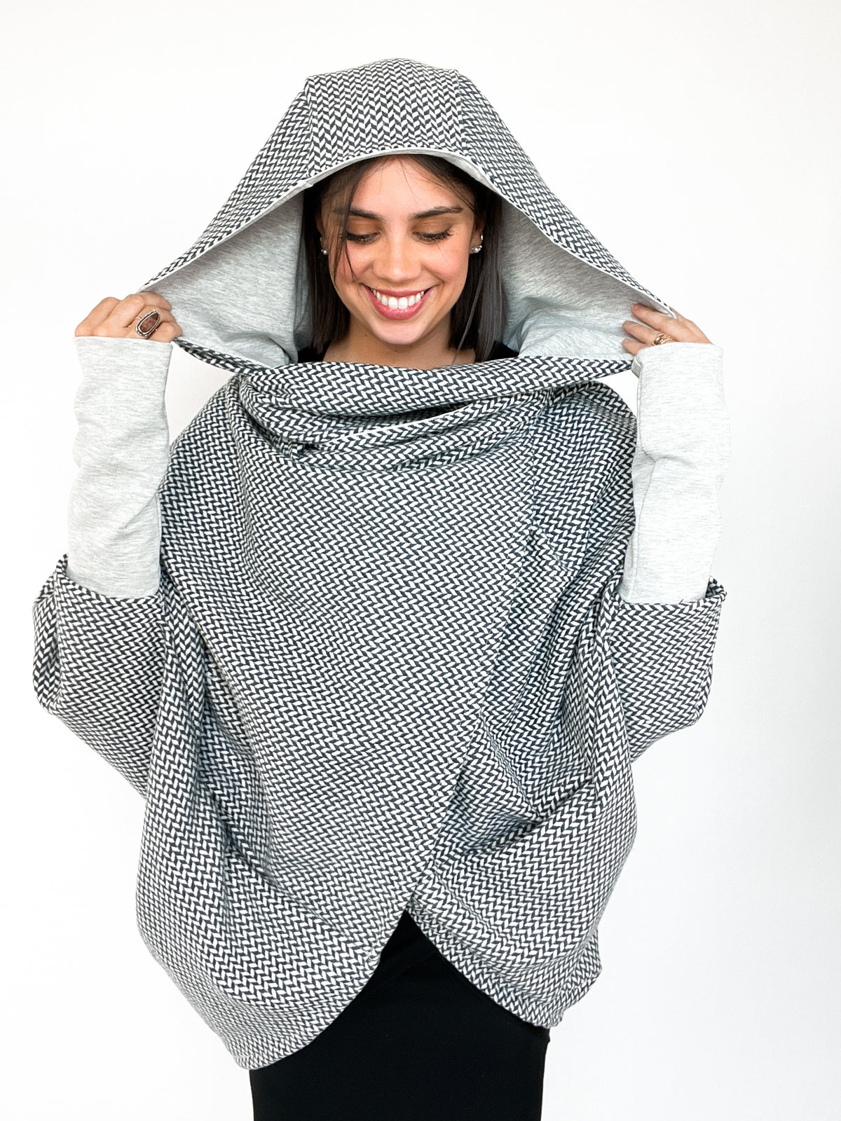 Doen WRAP JACKET– HANDS OF HARLOW